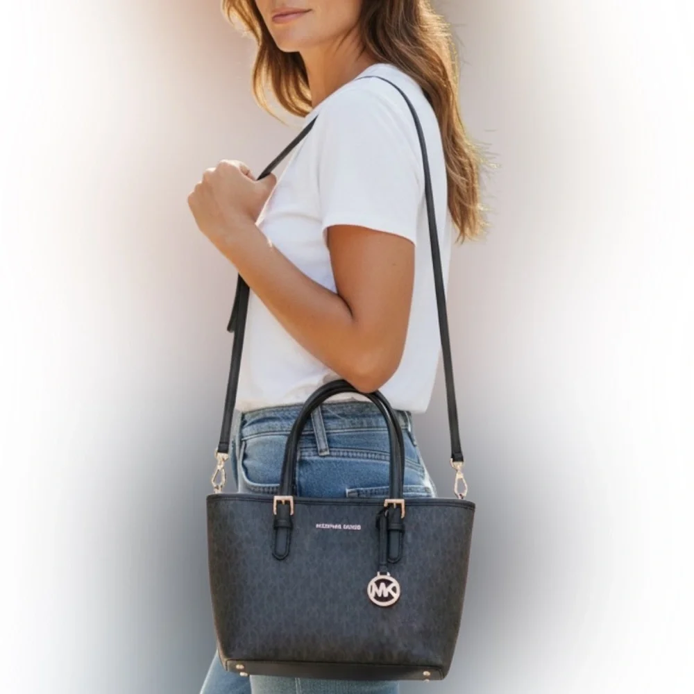 Michael Kors Arden Small Signature Logo Messenger Bag - Picture 1 of 13